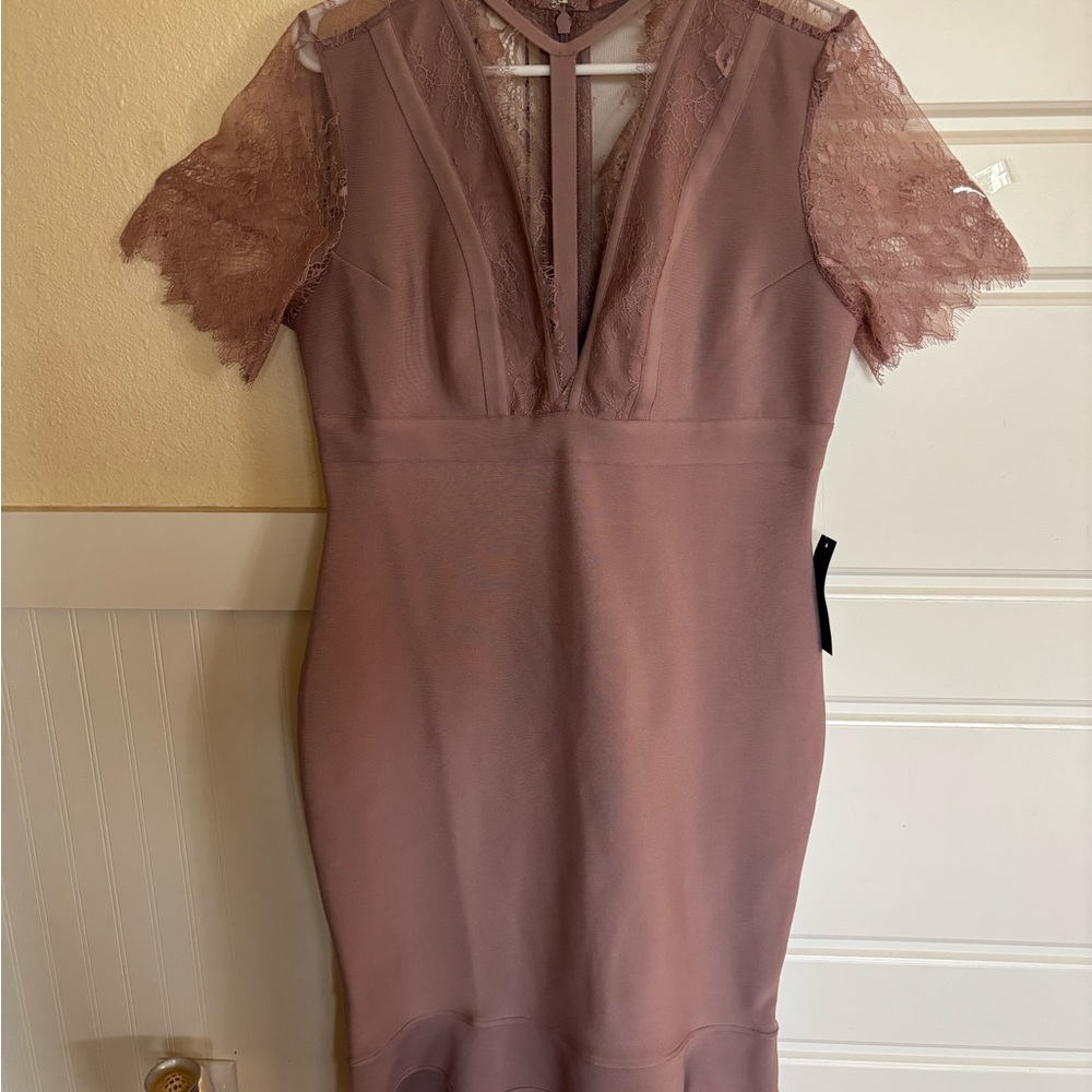 VENUS Dusty Pink Lace Midi Dress